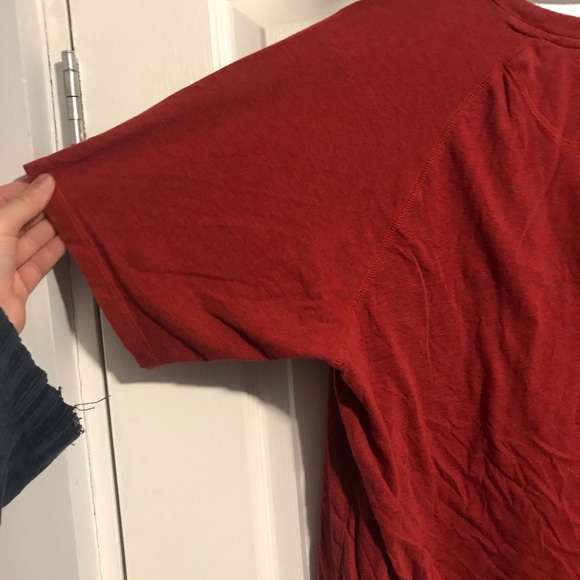 THE NORTH FACE•MOUNTAIN ATHLETICS•T-SHIRT•SIZE XL - Picture 3 of 3